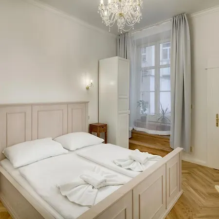 Dusni - Old Town Apartment Prague Exterior photo